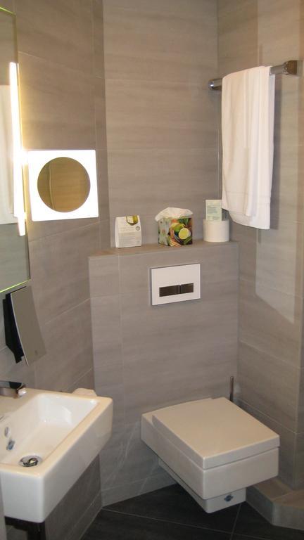 Design Hotel Zollamt Kaiserslautern Bagian luar foto