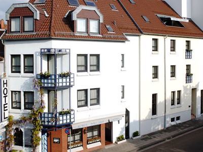 Design Hotel Zollamt Kaiserslautern Bagian luar foto