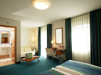 Design Hotel Zollamt Kaiserslautern Bagian luar foto