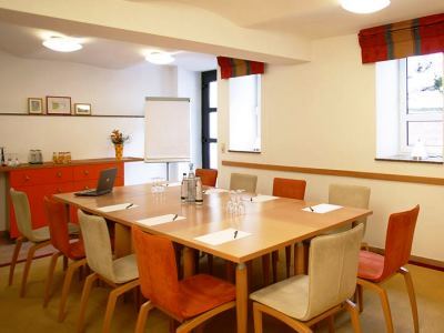 Design Hotel Zollamt Kaiserslautern Bagian luar foto